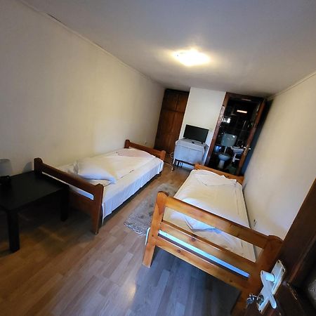 Betty Panzio Hotel Miercurea Ciuc Exterior photo