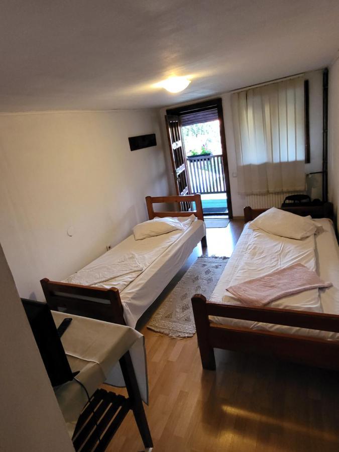 Betty Panzio Hotel Miercurea Ciuc Exterior photo
