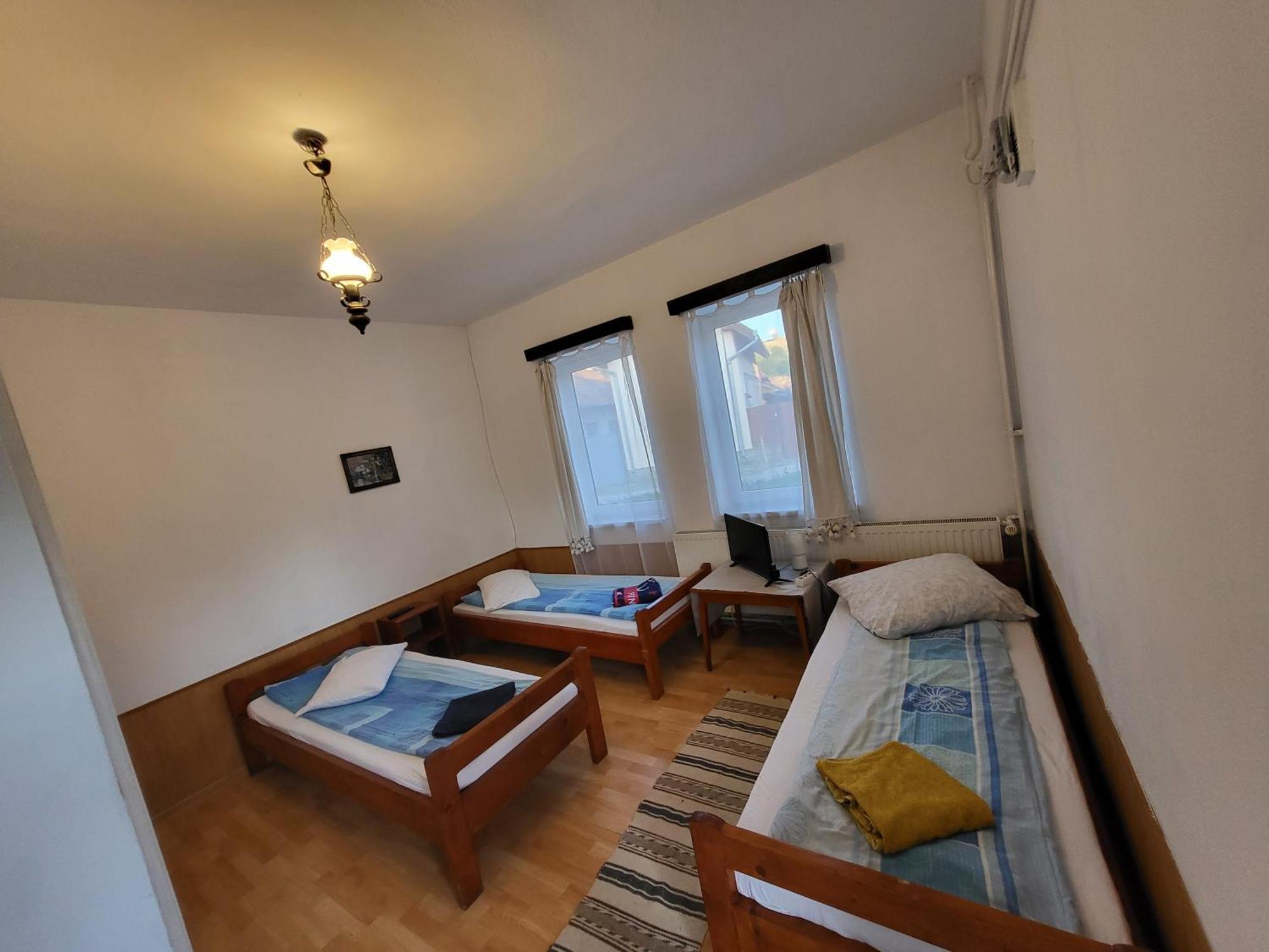 Betty Panzio Hotel Miercurea Ciuc Exterior photo